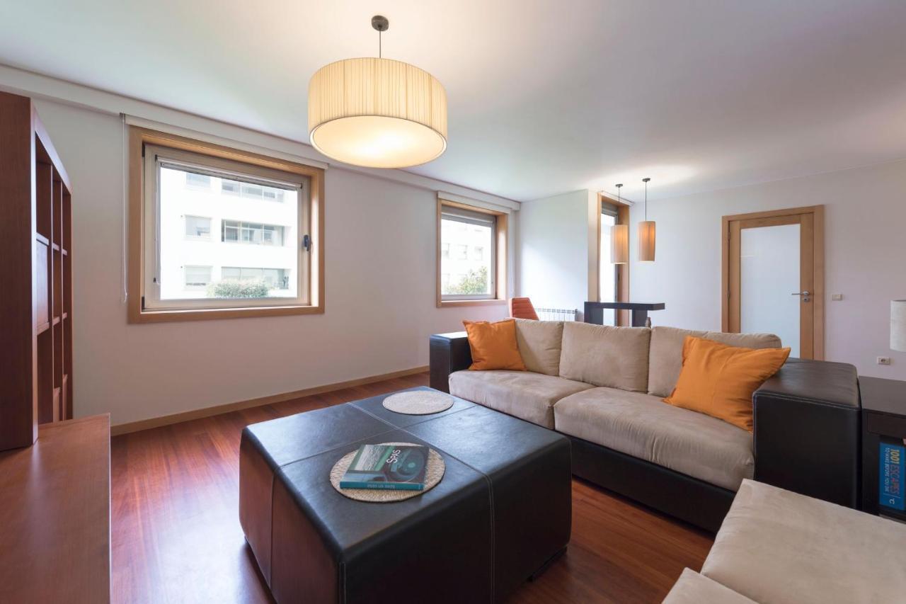 Lovelystay - Oporto Beach Apartment With 2 Free Parking Spots Matosinhos  Eksteriør billede